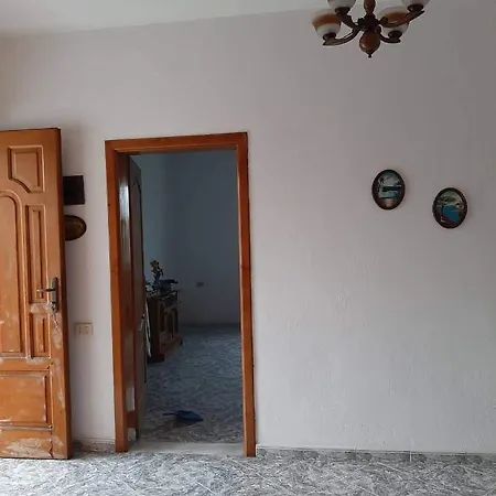 Casa rural Private & Tirana